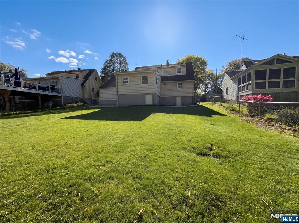 616 River Road Teaneck, NJ 07666 - Photo 38 of 40