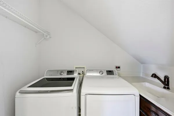 $699,998 | 5102 Mission Avenue, Unit 5102, Dallas, TX 75206