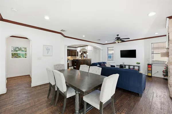 $699,998 | 5102 Mission Avenue, Unit 5102, Dallas, TX 75206