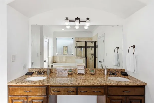 $699,998 | 5102 Mission Avenue, Unit 5102, Dallas, TX 75206