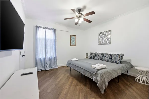 $699,998 | 5102 Mission Avenue, Unit 5102, Dallas, TX 75206