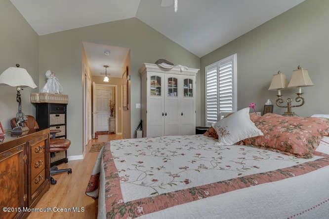 24 Pine Valley Road Lakewood, NJ 08701 - Photo 14 of 16 24 Pine Valley Rd Lakewood-small-034-36-