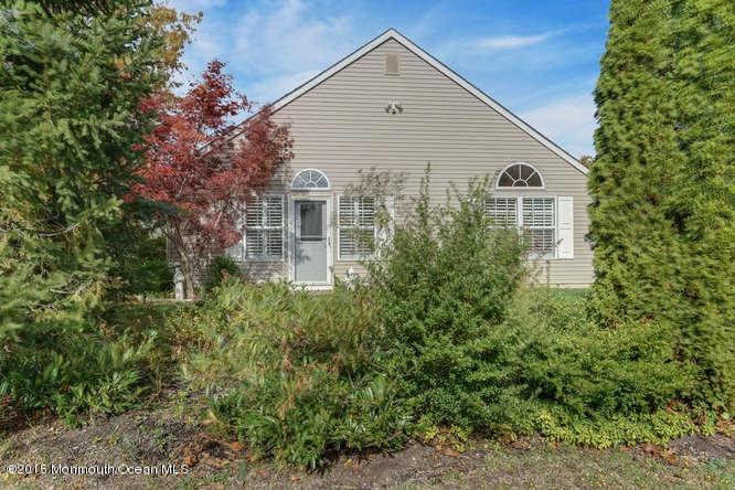 24 Pine Valley Road Lakewood, NJ 08701 - Photo 16 of 16 24 Pine Valley Rd Lakewood-small-036-28-