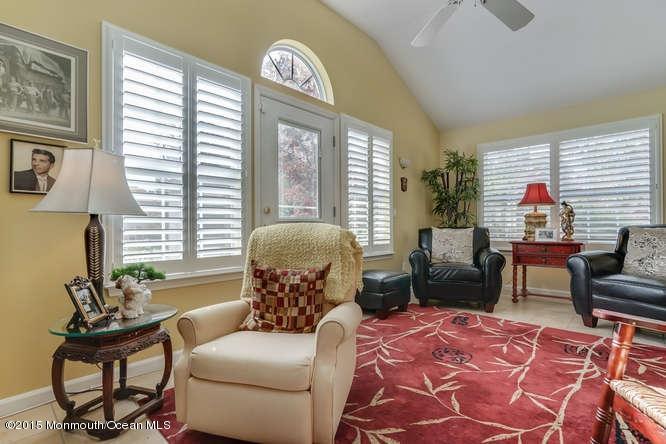24 Pine Valley Road Lakewood, NJ 08701 - Photo 7 of 16 24 Pine Valley Rd Lakewood-small-016-3-L