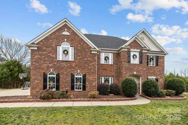 $660,000 | 1002 Dataw Lane, Unit 45, Indian Trail, NC 28079