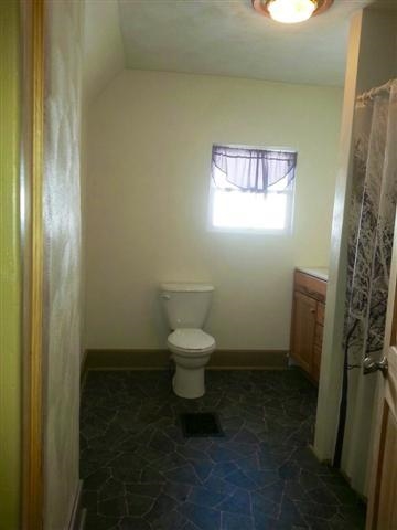138 West Maple Street Canton, IL 61520 - Photo 12 of 26 Gallery Image 12