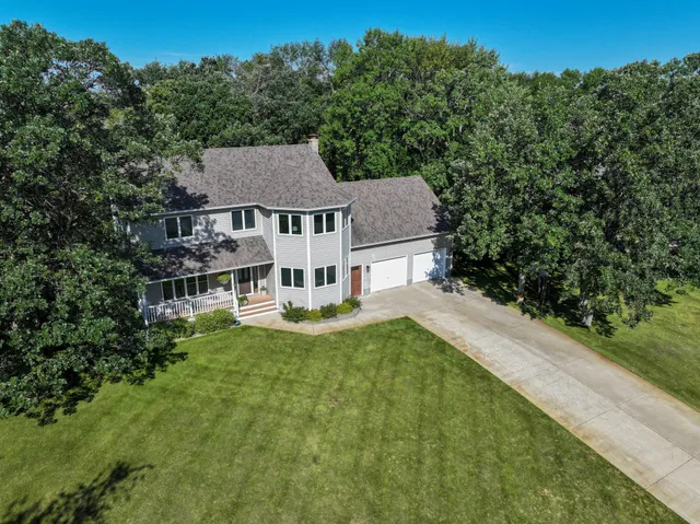 $464,900 | 2600 Le Homme Dieu View Northeast, Alexandria, MN 56308