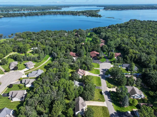 $464,900 | 2600 Le Homme Dieu View Northeast, Alexandria, MN 56308