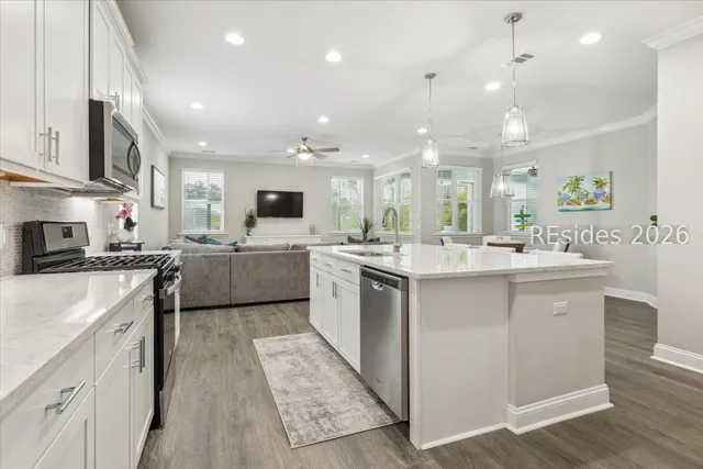 $725,000 | 1486 St Somewhere Drive, Hardeeville, SC 29927