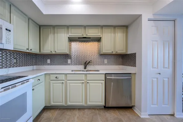 $2,295 | 101 North Marion Court, Unit 133, Punta Gorda, FL 33950