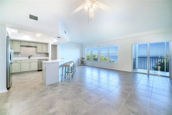 $2,295 | 101 North Marion Court, Unit 133, Punta Gorda, FL 33950