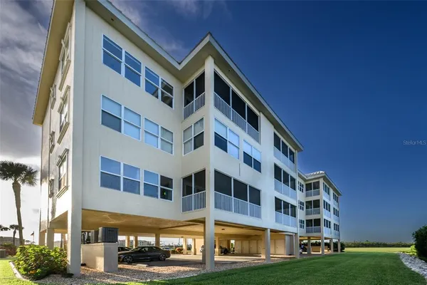 $2,295 | 101 North Marion Court, Unit 133, Punta Gorda, FL 33950