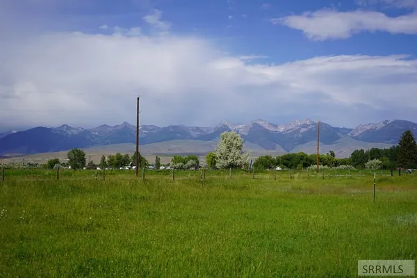 $399,500 | 5 Dance Lane, Salmon, ID 83467