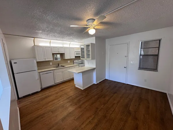 $99,000 | 1021 Southeast Monterey Road, Unit 143, Stuart, FL 34994