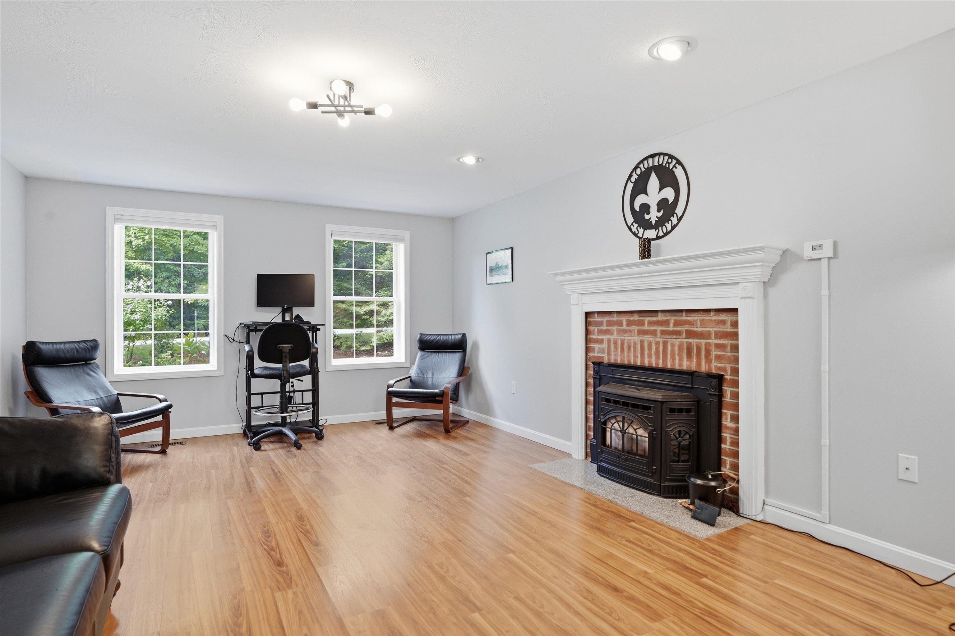 7 Westview Road Brookline, NH 03033 - Photo 14 of 60 Gallery Image 14