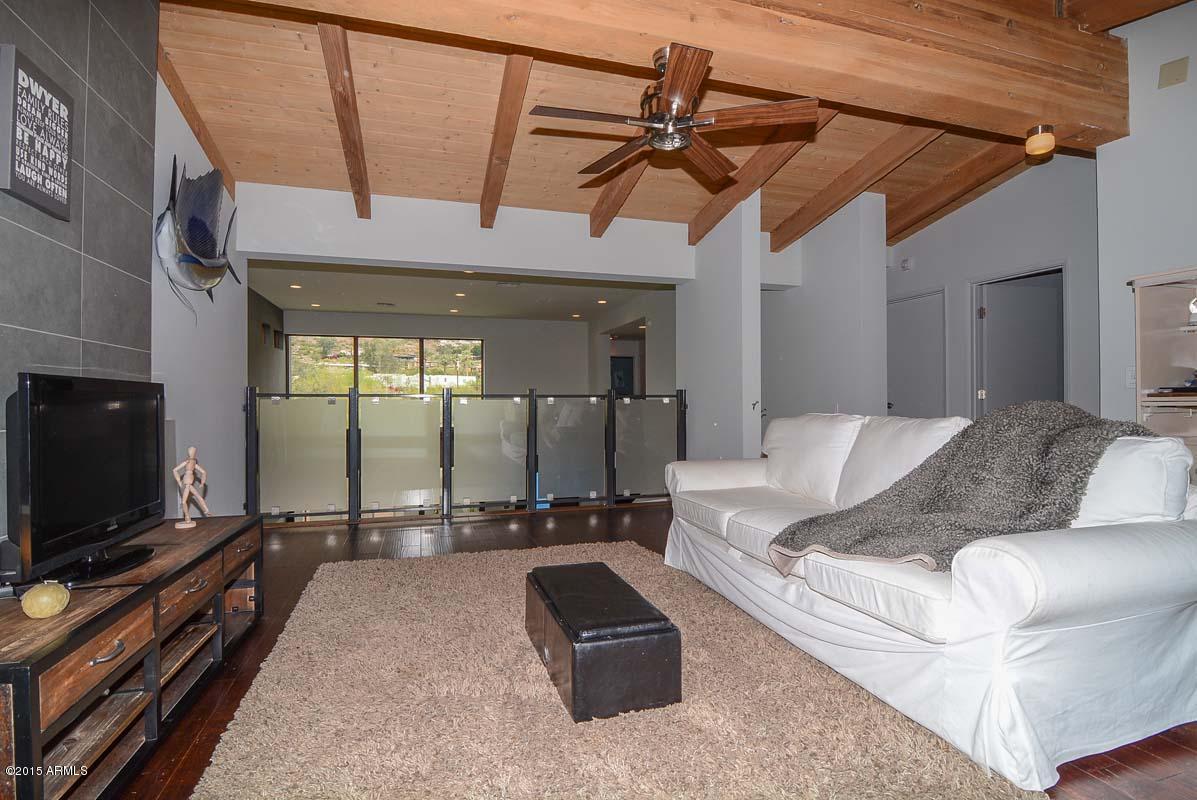 5409 East Camello Road Phoenix, AZ 85018 - Photo 18 of 45 Loft.jpg