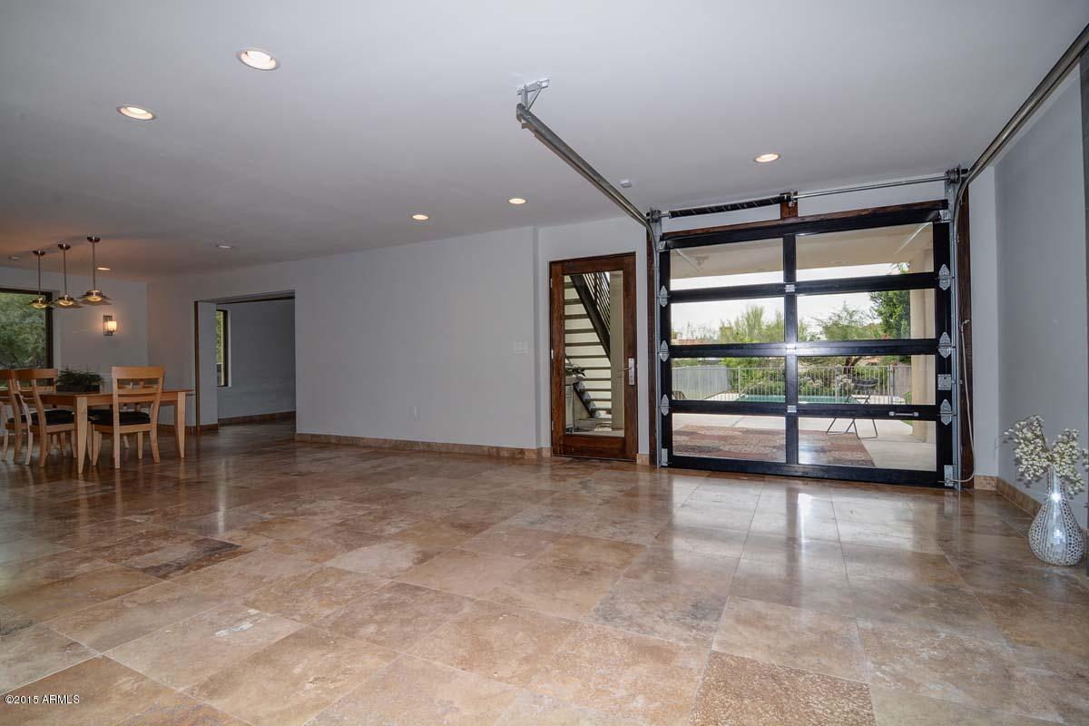 5409 East Camello Road Phoenix, AZ 85018 - Photo 8 of 45 Great Room-Dining Room.jpg