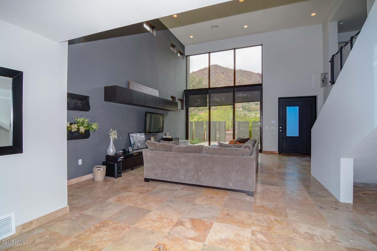 5409 East Camello Road Phoenix, AZ 85018 - Photo 10 of 45 Greate Room-Views.jpg