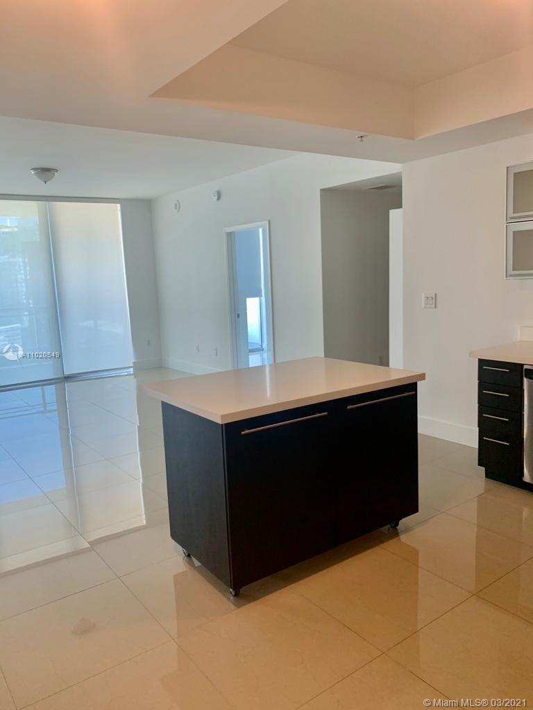 90 Southwest 3rd Street, Unit 3511 Miami, FL 33130 - Photo 1 of 26 Gallery Image 1