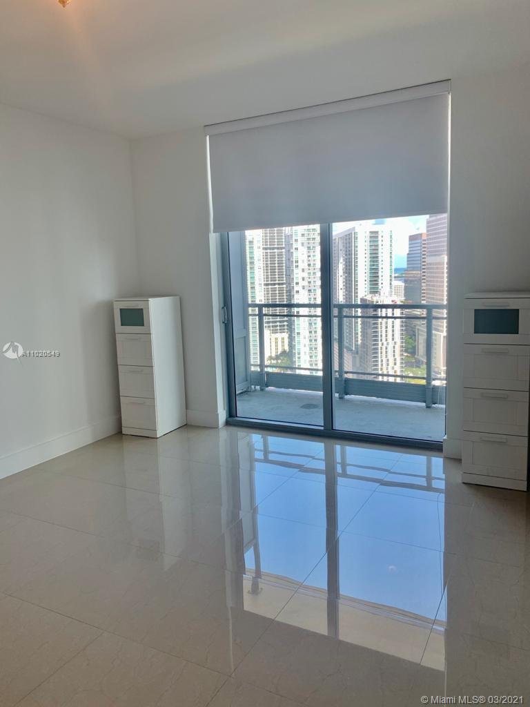 90 Southwest 3rd Street, Unit 3511 Miami, FL 33130 - Photo 8 of 26 Gallery Image 8
