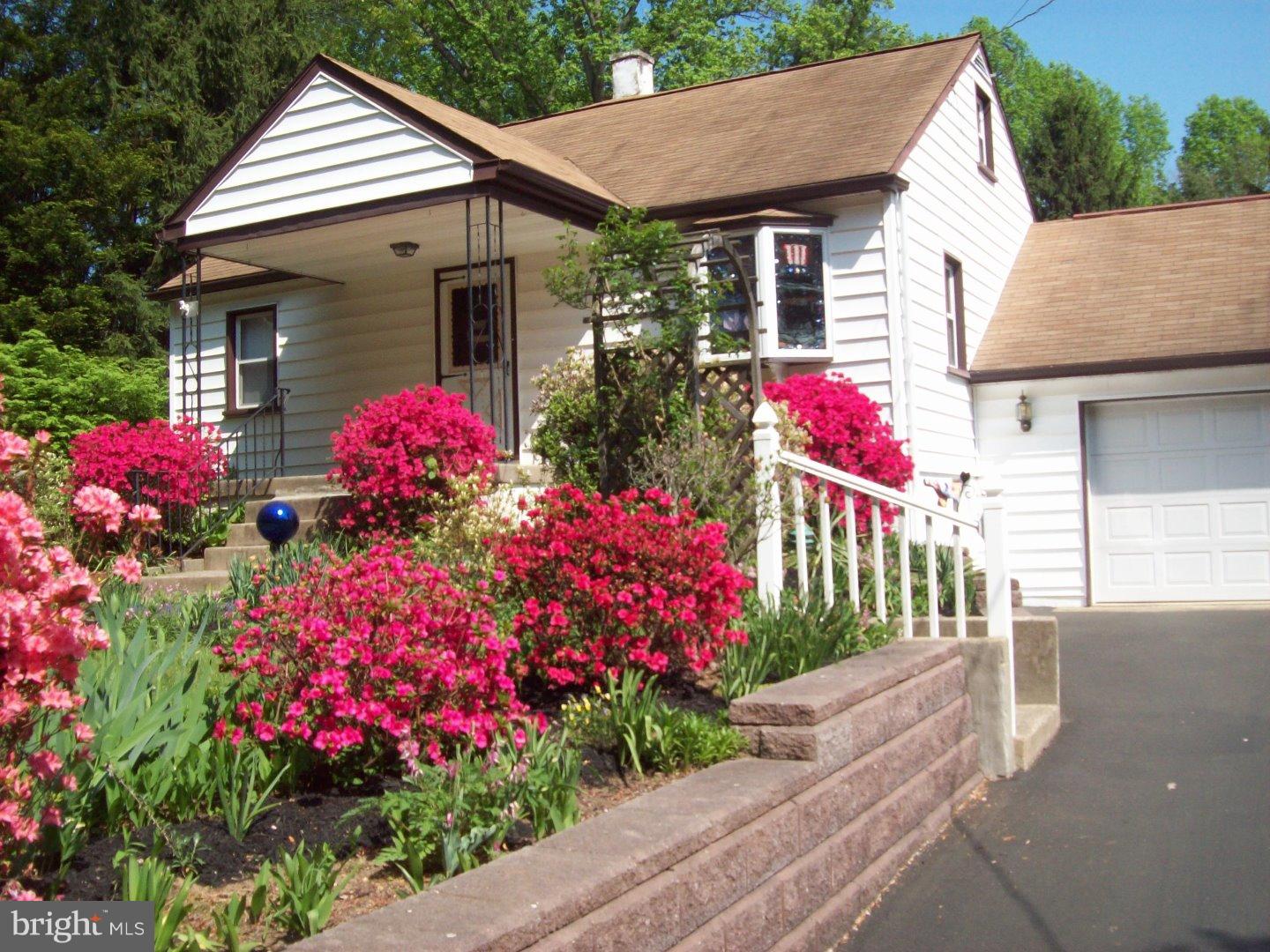 3635 Glenway Road Huntingdon Valley, PA 19006 - Photo 2 of 25 Gallery Image 2