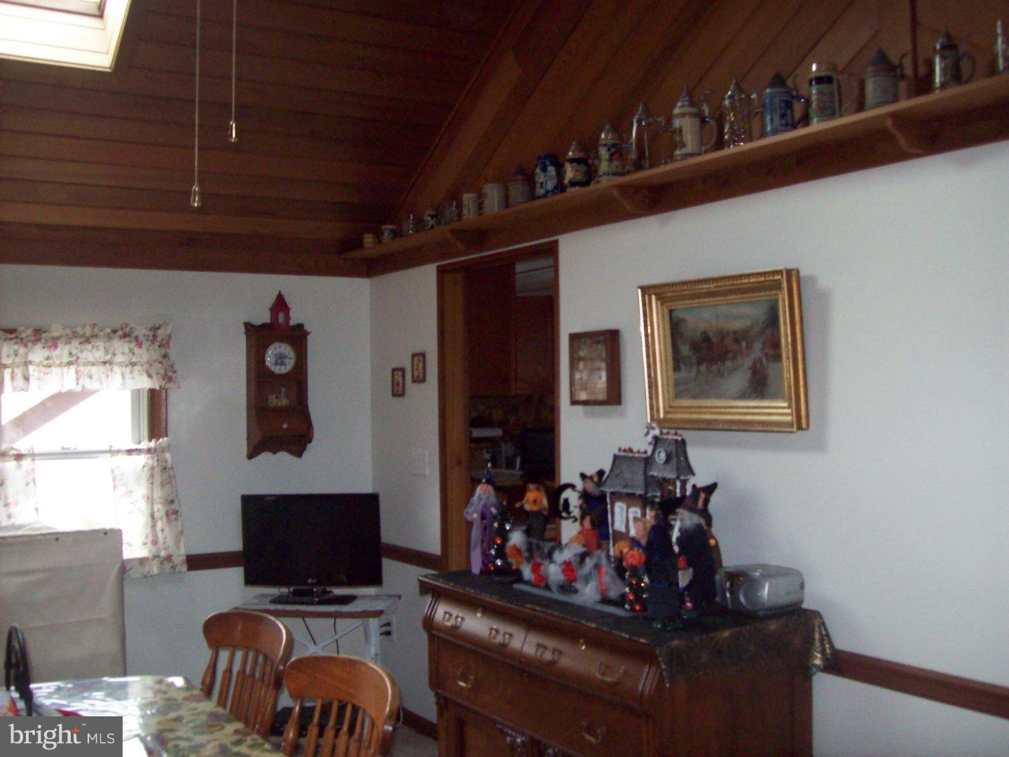 3635 Glenway Road Huntingdon Valley, PA 19006 - Photo 11 of 25 Gallery Image 11