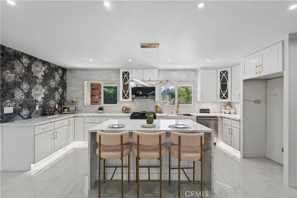 $1,099,999 | 11891 San Timoteo Canyon Road, Redlands, CA 92373