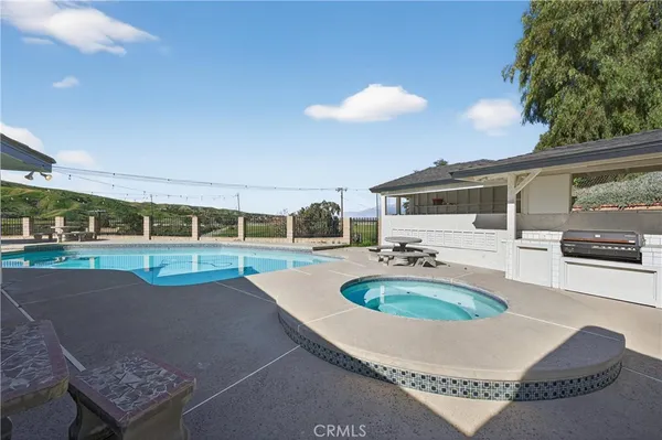 $1,099,999 | 11891 San Timoteo Canyon Road, Redlands, CA 92373
