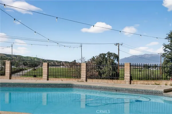 $1,099,999 | 11891 San Timoteo Canyon Road, Redlands, CA 92373