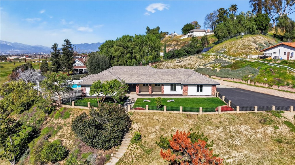 11891 San Timoteo Canyon Road Redlands, CA 92373 - Photo 8 of 68