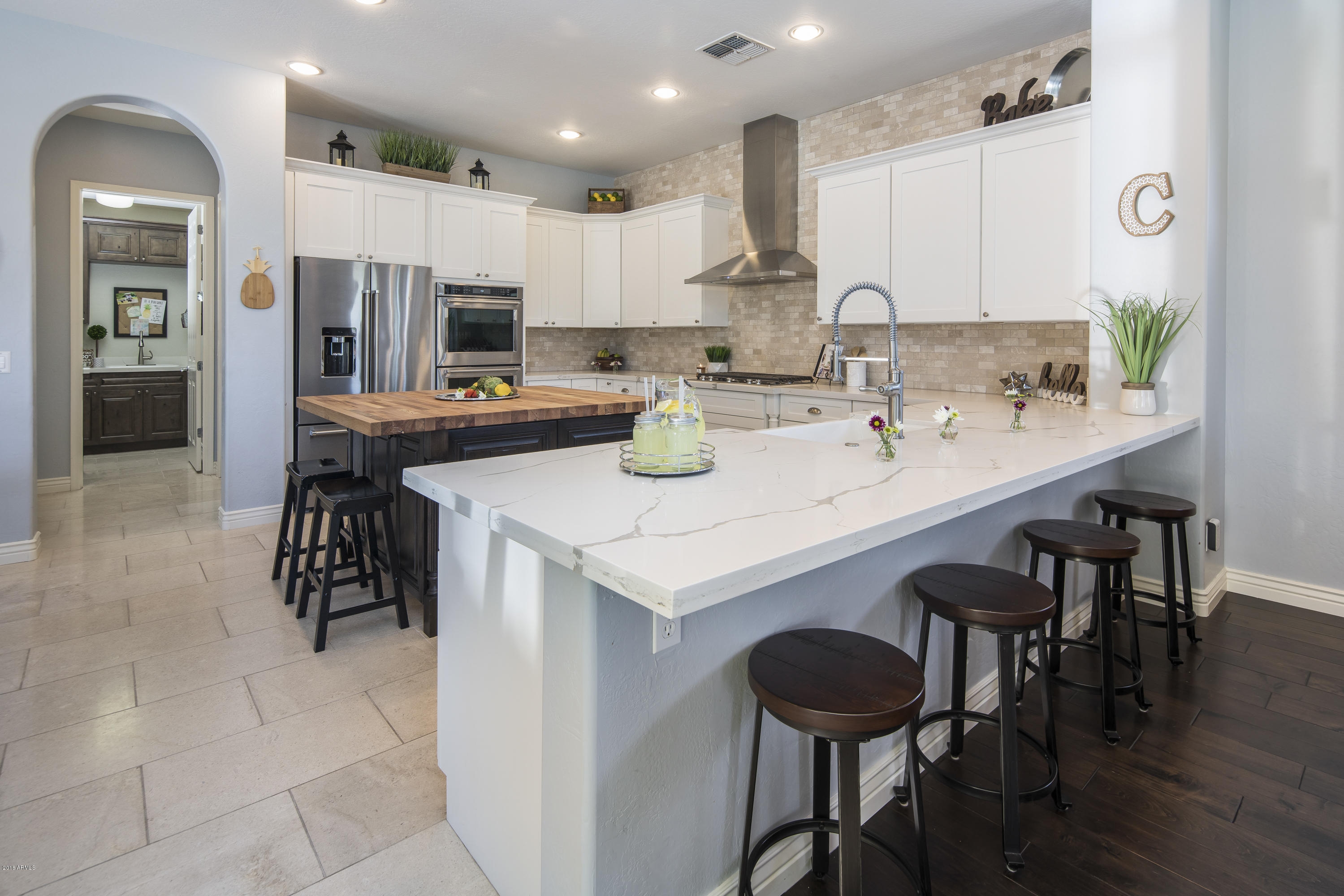 22012 North 36th Way Phoenix, AZ 85050 - Photo 15 of 80 Kitchen