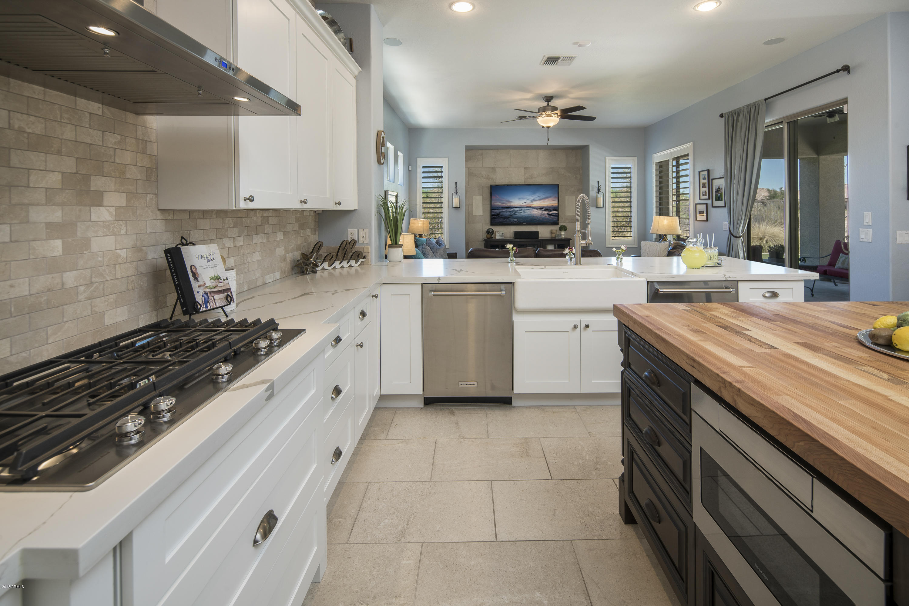 22012 North 36th Way Phoenix, AZ 85050 - Photo 16 of 80 Custom Island