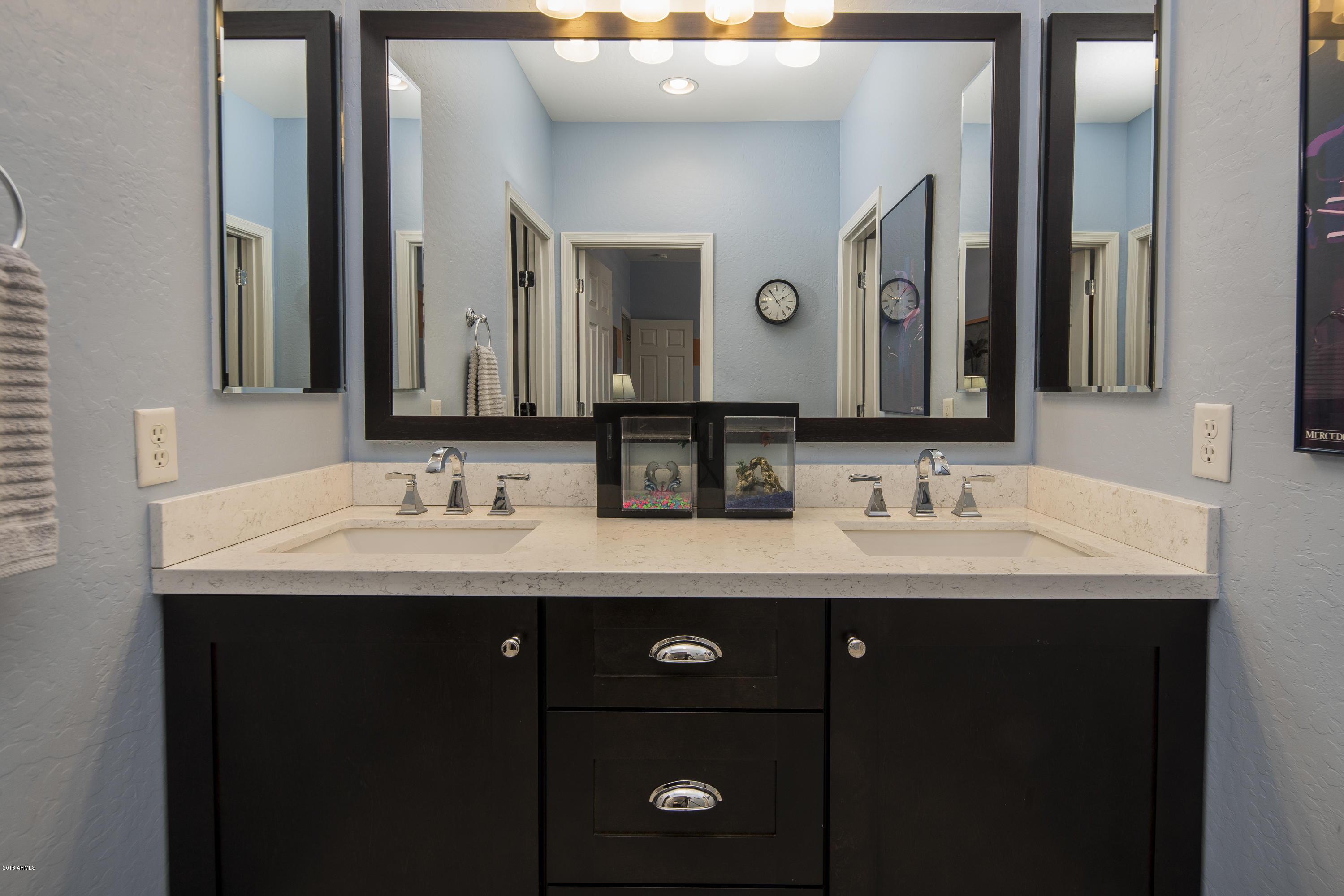 22012 North 36th Way Phoenix, AZ 85050 - Photo 48 of 80 Jack and Jill Bathroom
