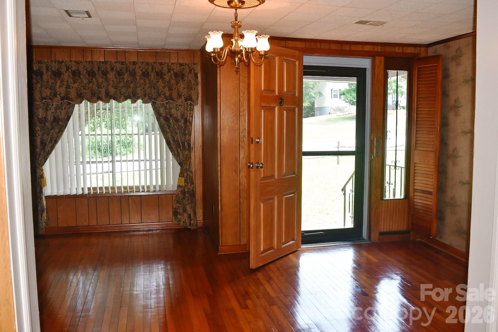 2575 Country Club Road Wilkesboro, NC 28697 - Photo 14 of 47