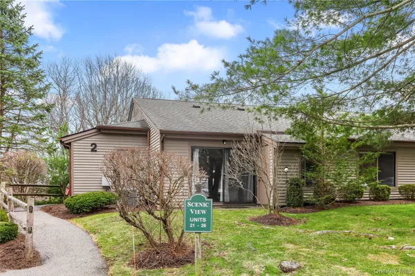 $3,300 | 21 Scenic View Drive, Yorktown Heights, NY 10598