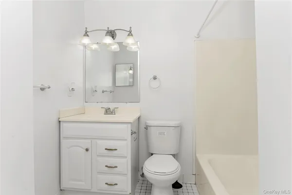 $3,300 | 21 Scenic View Drive, Yorktown Heights, NY 10598