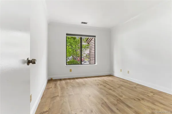 $3,300 | 21 Scenic View Drive, Yorktown Heights, NY 10598