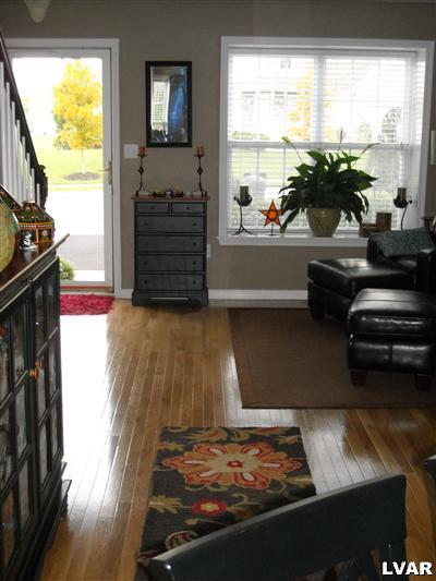4156 Ross Road Bethlehem, PA 18020 - Photo 2 of 26