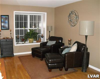 4156 Ross Road Bethlehem, PA 18020 - Photo 3 of 26