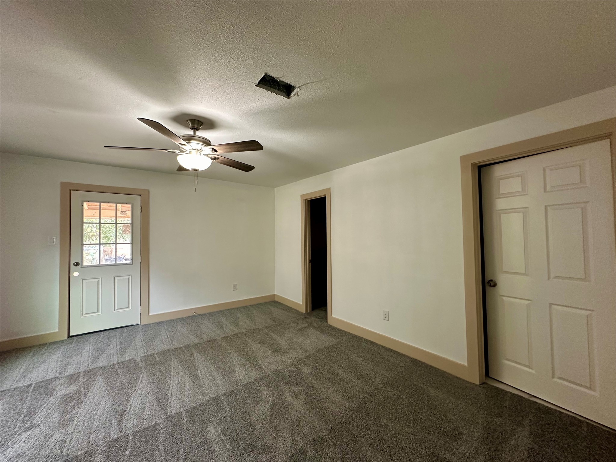4613 Dewberry Street Houston, TX 77021 - Photo 11 of 17 a view of an empty room with a window