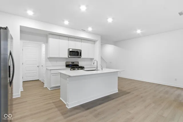 $2,295 | 6597 Halsey Street, Zionsville, IN 46077