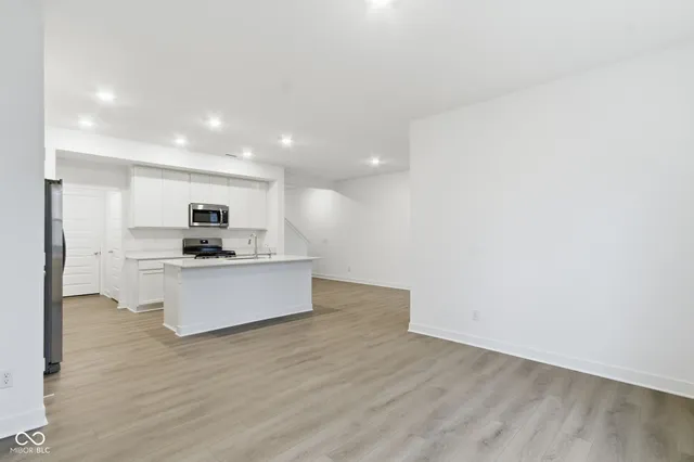 $2,295 | 6597 Halsey Street, Zionsville, IN 46077