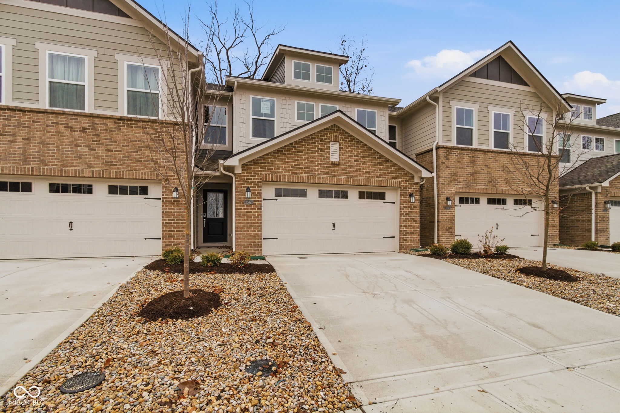 6597 Halsey Street Zionsville, IN 46077 - Photo 3 of 45