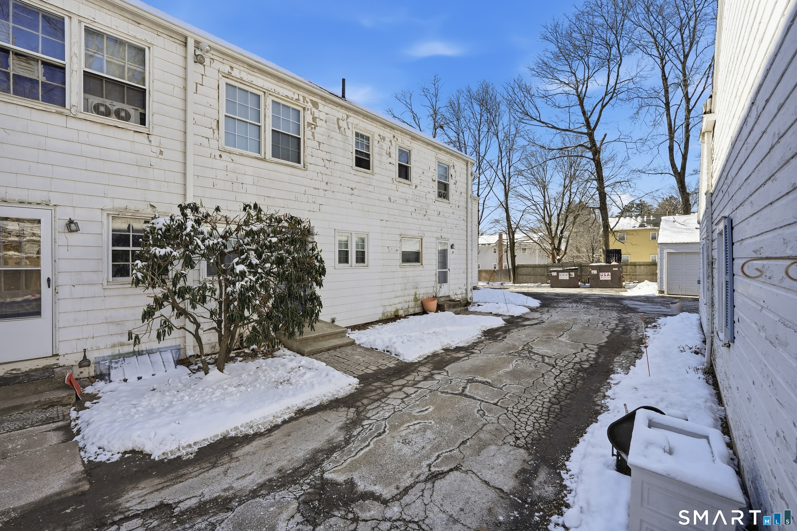 95 Middle Turnpike West, Unit B4 Manchester, CT 06040 - Photo 3 of 23