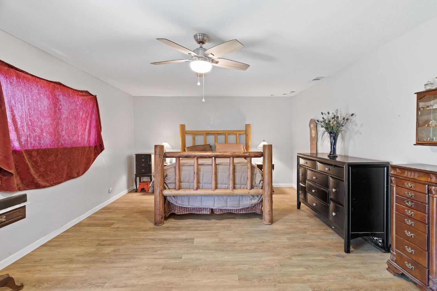 7610 Lake Ridge Circle Elk Grove, CA 95624 - Photo 22 of 48