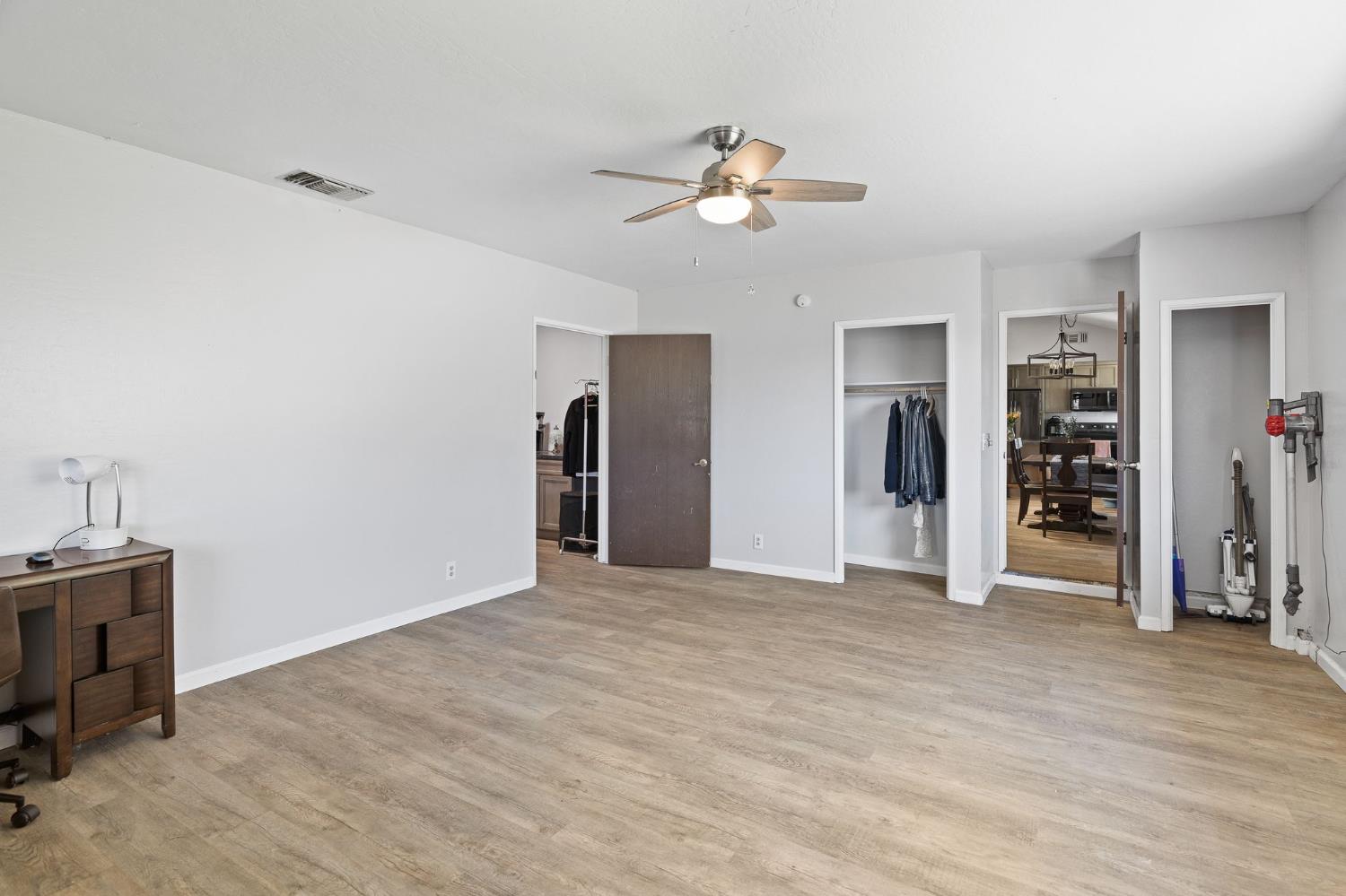 7610 Lake Ridge Circle Elk Grove, CA 95624 - Photo 29 of 48