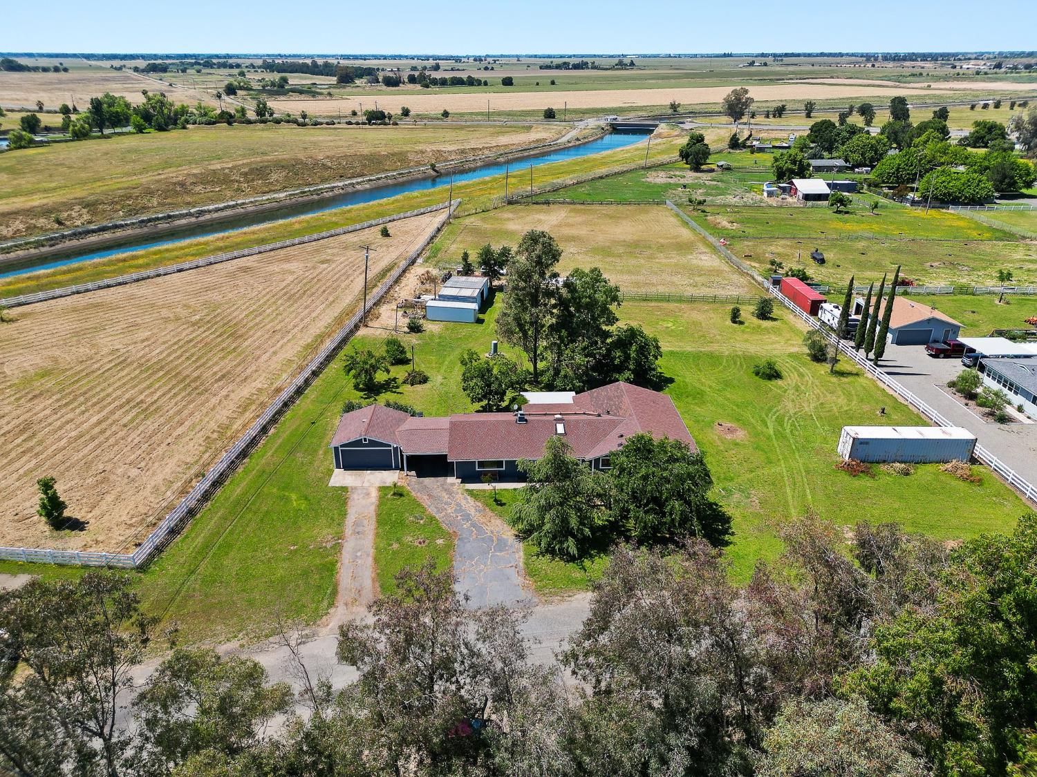 7610 Lake Ridge Circle Elk Grove, CA 95624 - Photo 40 of 48