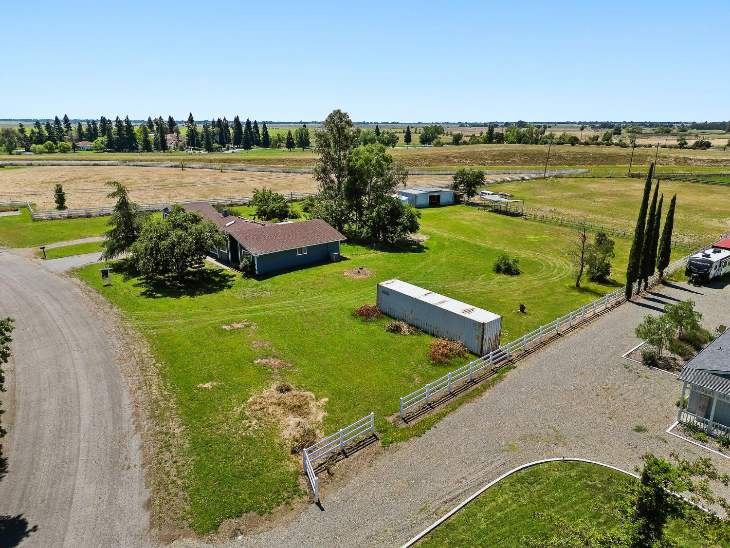 7610 Lake Ridge Circle Elk Grove, CA 95624 - Photo 42 of 48