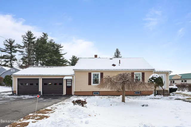 $269,900 | 90 Cheshire Road, Pittsfield, MA 01201