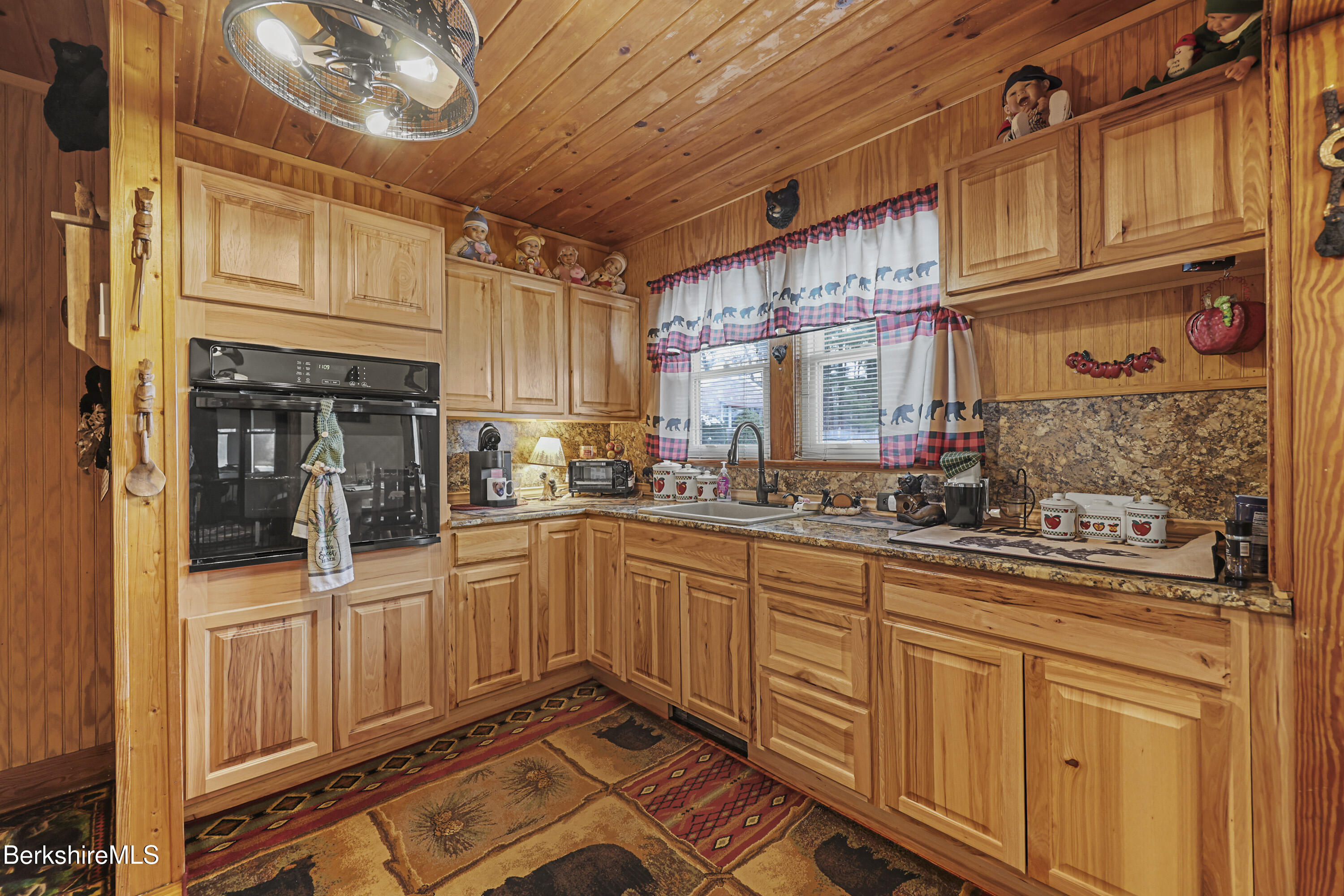 90 Cheshire Road Pittsfield, MA 01201 - Photo 12 of 26 Kitchen